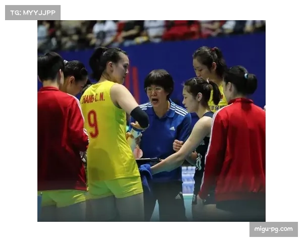 中国女队教练帕特里克表示与强队交锋能激发潜力助力球队成长