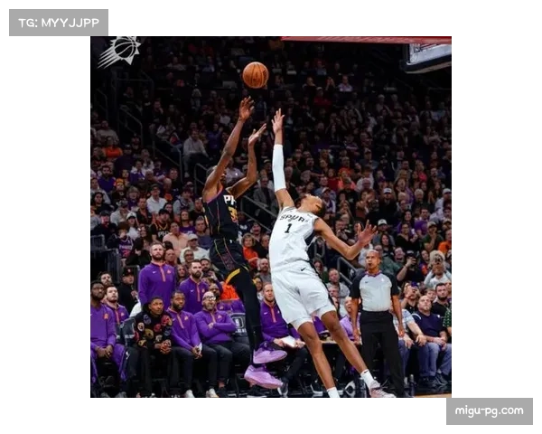 布克对决文班亚马 成太阳主场大战最大看点